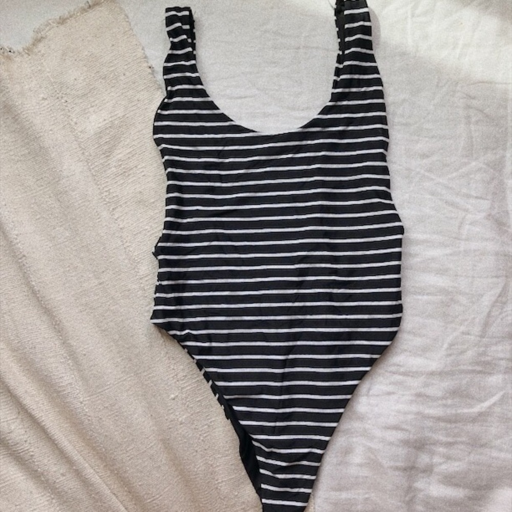 American Eagle One Piece Bathing Suit